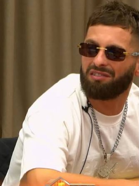 DJ Bujaka, finalisti i dytë i Ferma VIP 3! E prisnit? DJ Bujaka, finalisti i dytë i Ferma VIP 3! E prisnit?